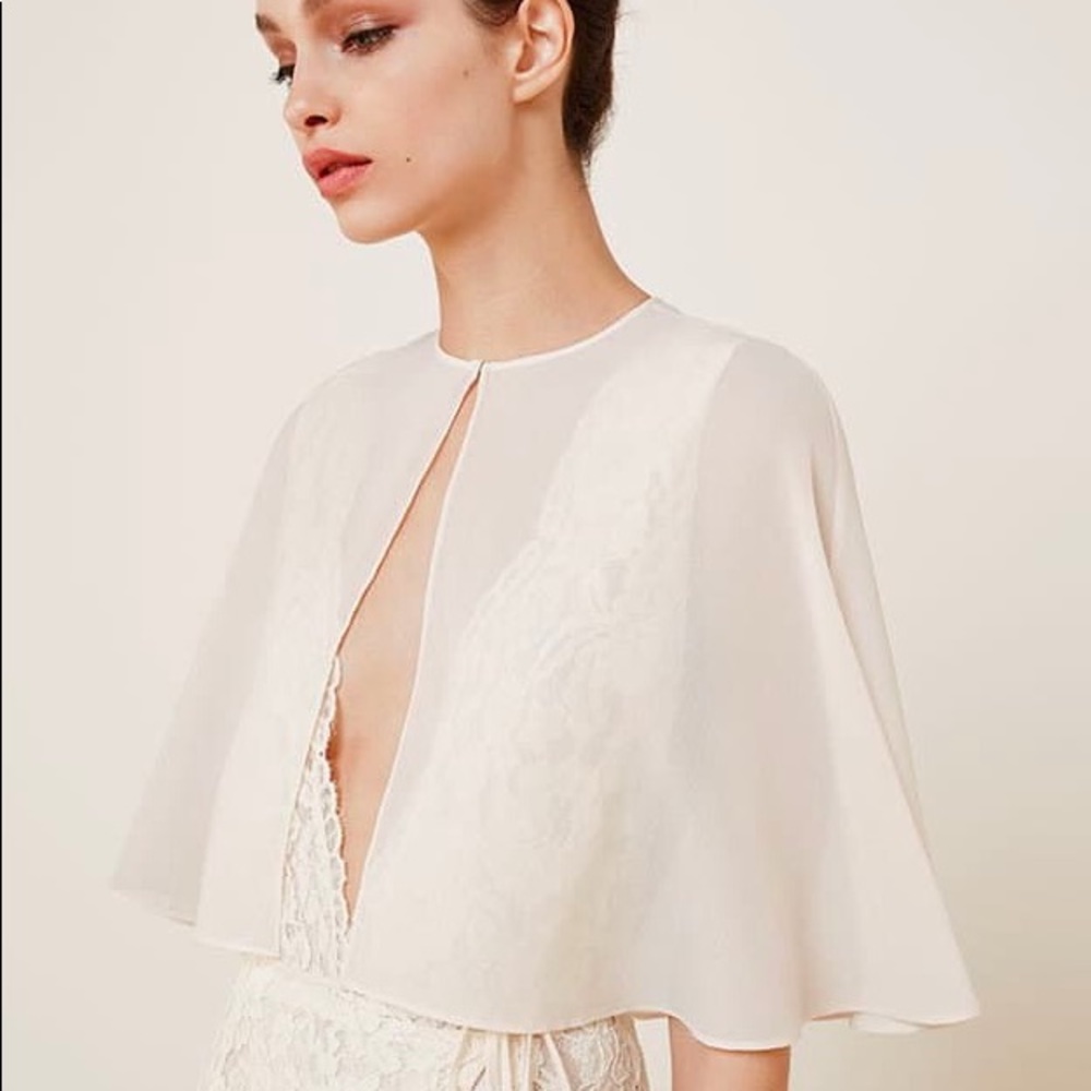 NWT Reformation Bridal Capelet